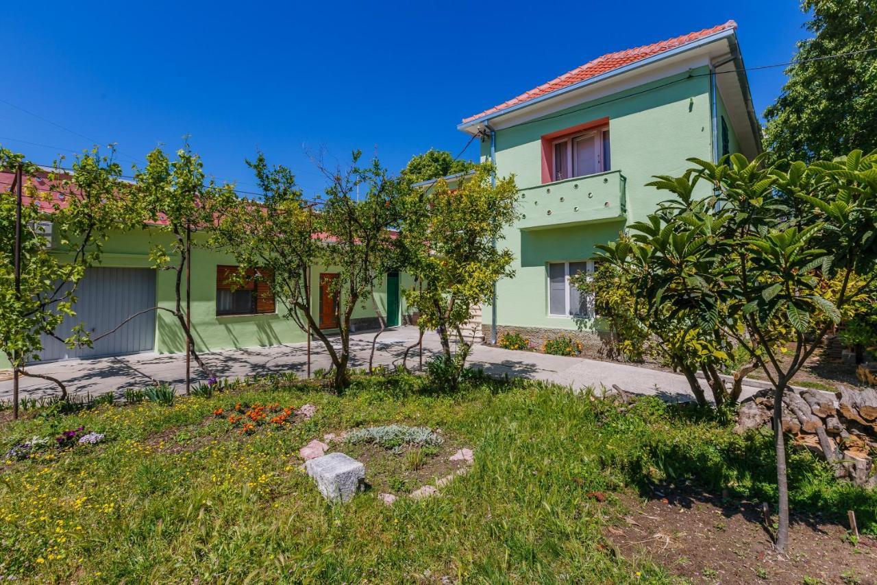 Apartments By The Sea Kastel Stari, Kastela - 14577 Dış mekan fotoğraf