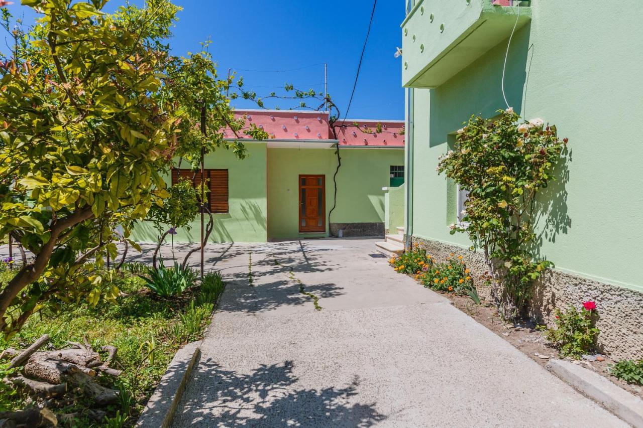 Apartments By The Sea Kastel Stari, Kastela - 14577 Dış mekan fotoğraf